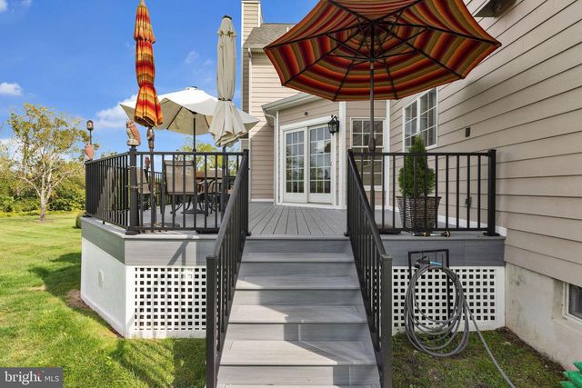 2 DAIRY FARM LANE, Lambertville, NJ 08530