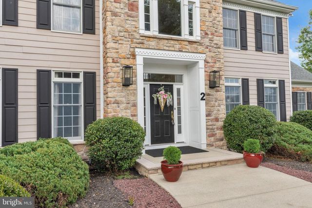 2 DAIRY FARM LANE, Lambertville, NJ 08530