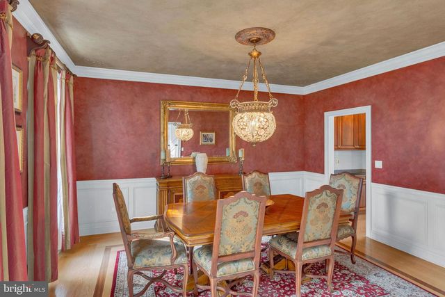 2 DAIRY FARM LANE, Lambertville, NJ 08530