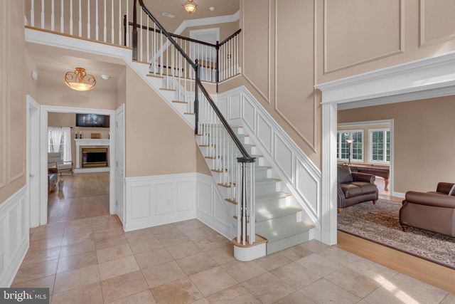 2 DAIRY FARM LANE, Lambertville, NJ 08530