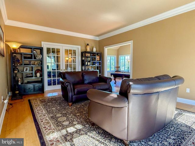 2 DAIRY FARM LANE, Lambertville, NJ 08530