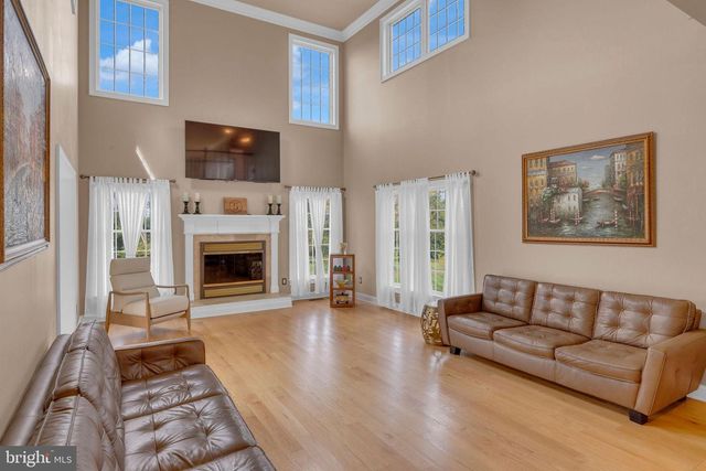 2 DAIRY FARM LANE, Lambertville, NJ 08530