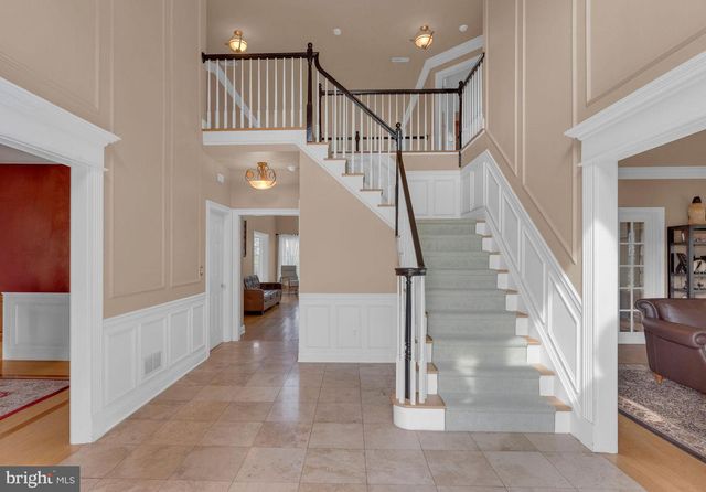 2 DAIRY FARM LANE, Lambertville, NJ 08530