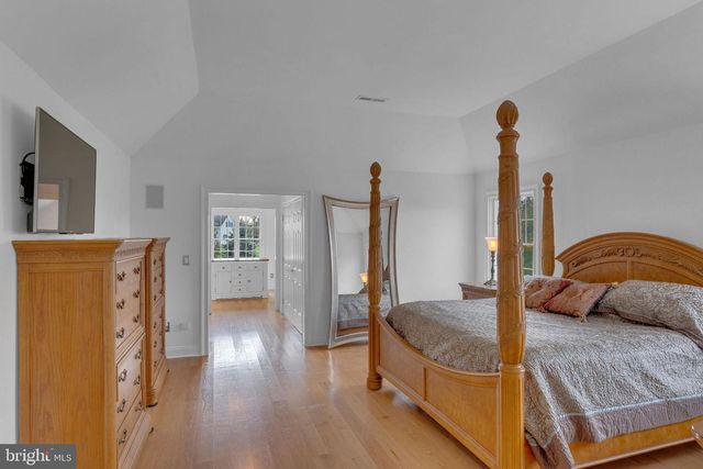 2 DAIRY FARM LANE, Lambertville, NJ 08530