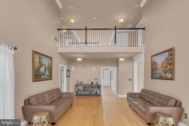 2 DAIRY FARM LANE, Lambertville, NJ 08530