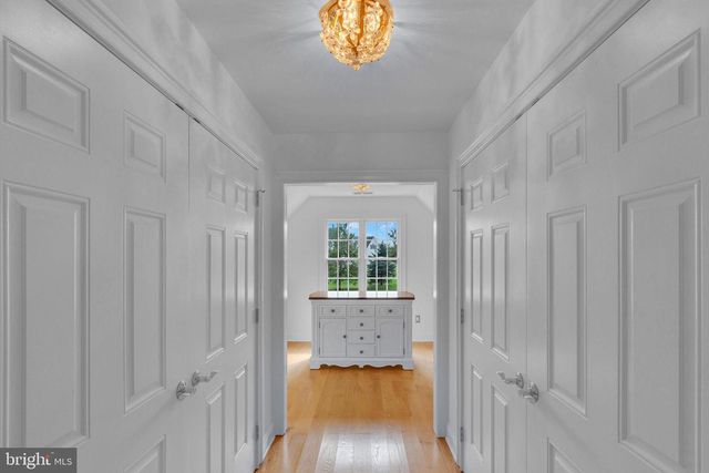 2 DAIRY FARM LANE, Lambertville, NJ 08530