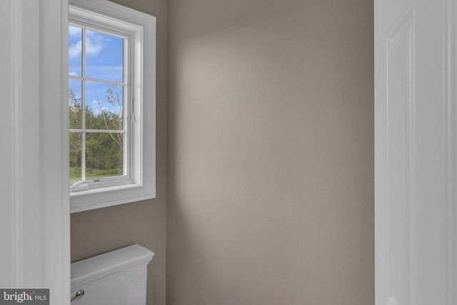 2 DAIRY FARM LANE, Lambertville, NJ 08530