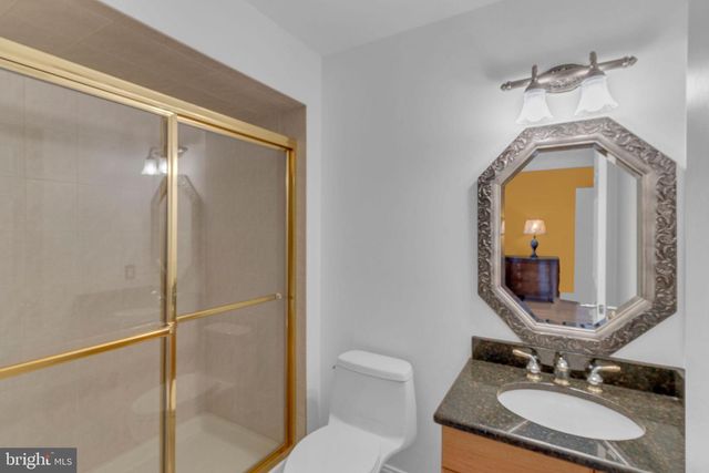 2 DAIRY FARM LANE, Lambertville, NJ 08530