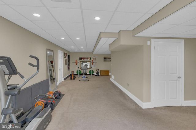 2 DAIRY FARM LANE, Lambertville, NJ 08530