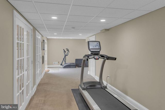 2 DAIRY FARM LANE, Lambertville, NJ 08530