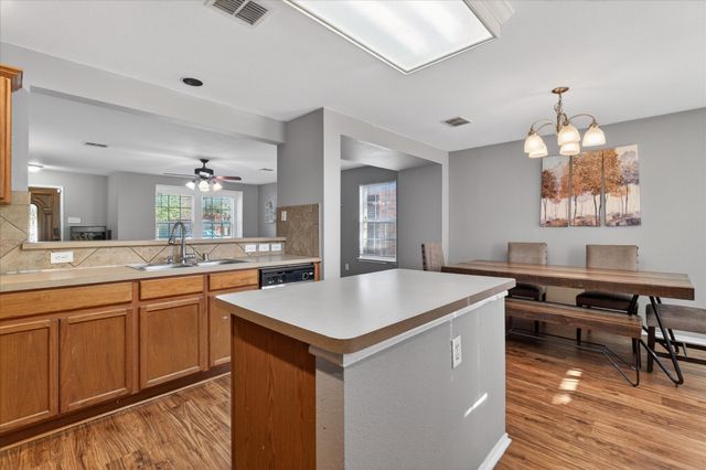 1652 Lionheart Drive, Little Elm, TX 75036