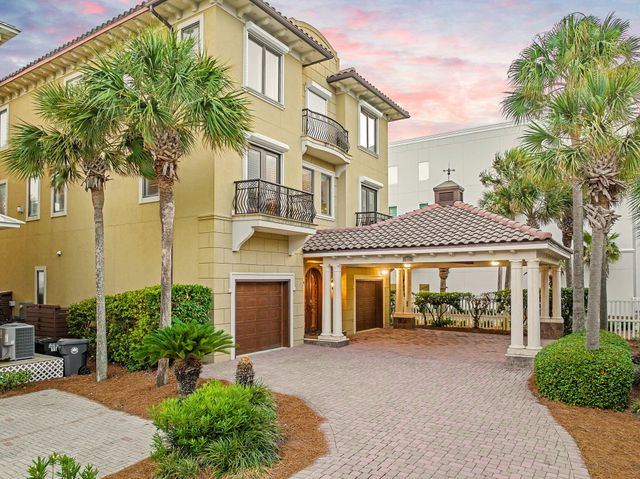 17 St Martin Circle, Miramar Beach, FL 32550