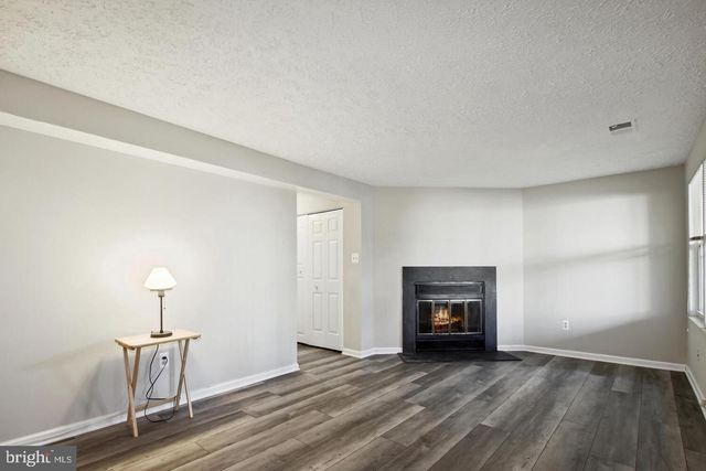 704 SUFFIELD DR, Gaithersburg, MD 20878