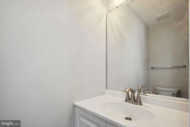 704 SUFFIELD DR, Gaithersburg, MD 20878