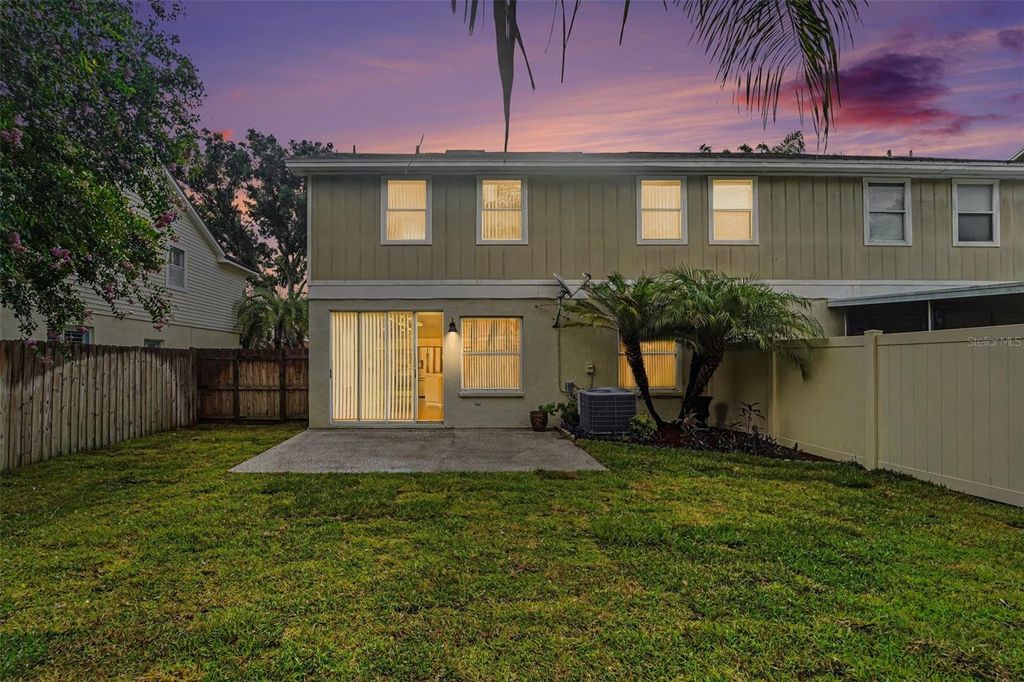 Image 29 of property listing at 16824 STANZA COURT, Tampa, FL 33624