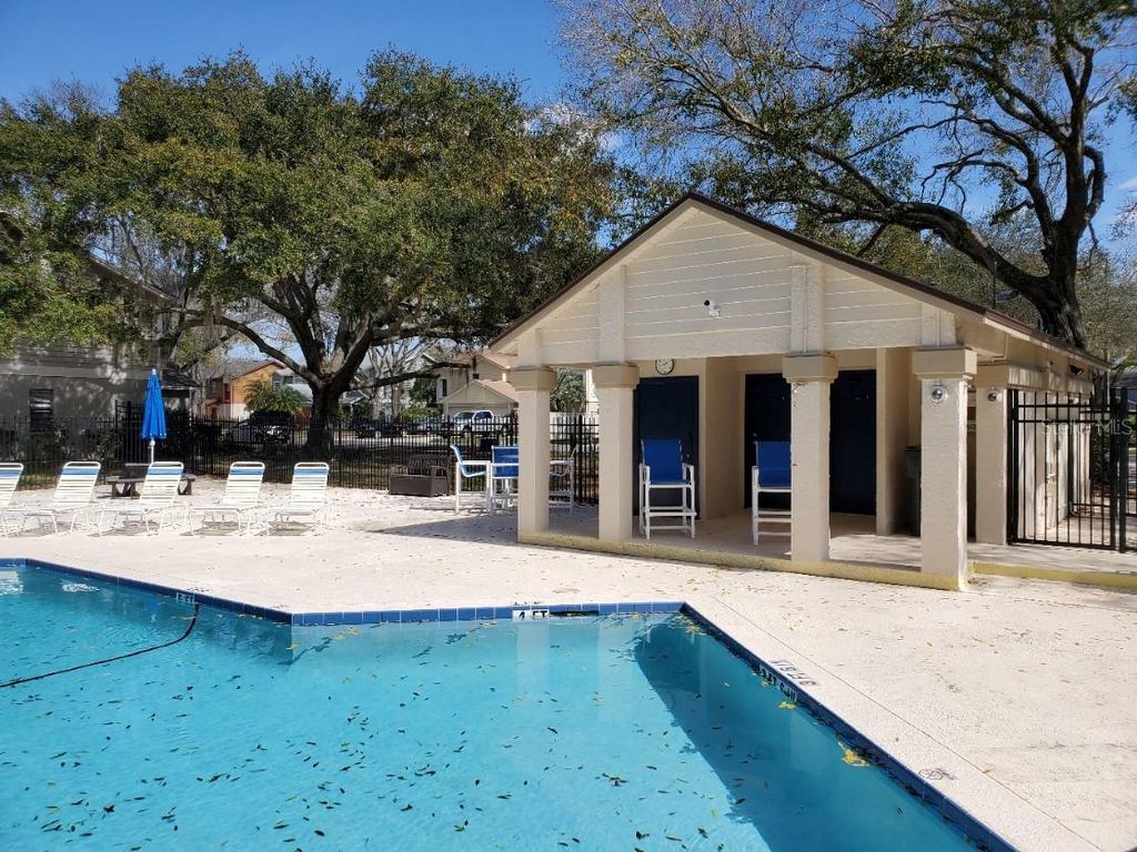 Image 39 of property listing at 16824 STANZA COURT, Tampa, FL 33624