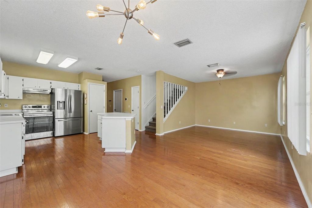 Image 9 of property listing at 16824 STANZA COURT, Tampa, FL 33624