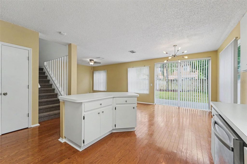 Image 10 of property listing at 16824 STANZA COURT, Tampa, FL 33624