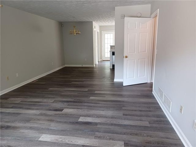 75 Davis Mill Court, Lawrenceville, GA 30044