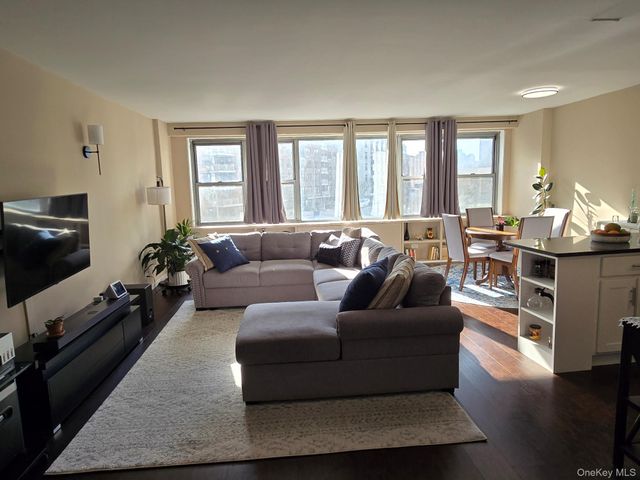 125-10 Queens Boulevard 515, Kew Gardens, NY 11415