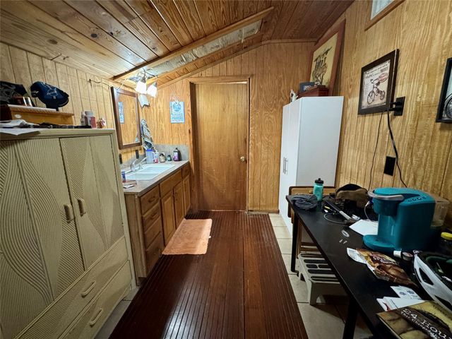 307 Deerwood Drive, Trinity, TX 75862