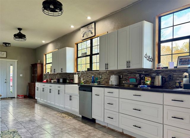 307 Deerwood Drive, Trinity, TX 75862