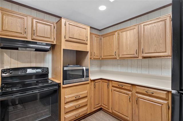 120 Coneross Knob Drive, Seneca, SC 29678