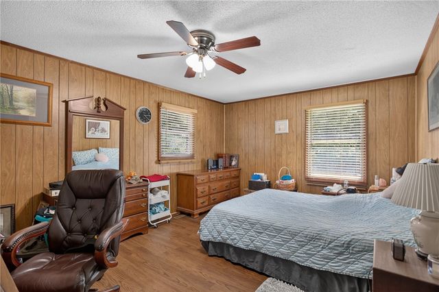 120 Coneross Knob Drive, Seneca, SC 29678