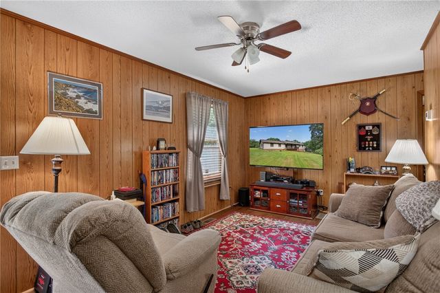 120 Coneross Knob Drive, Seneca, SC 29678