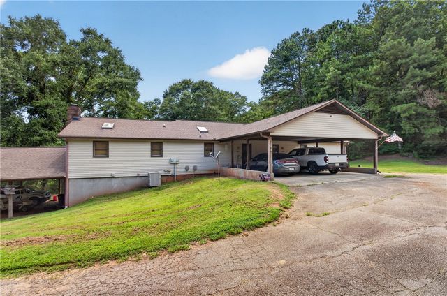 120 Coneross Knob Drive, Seneca, SC 29678