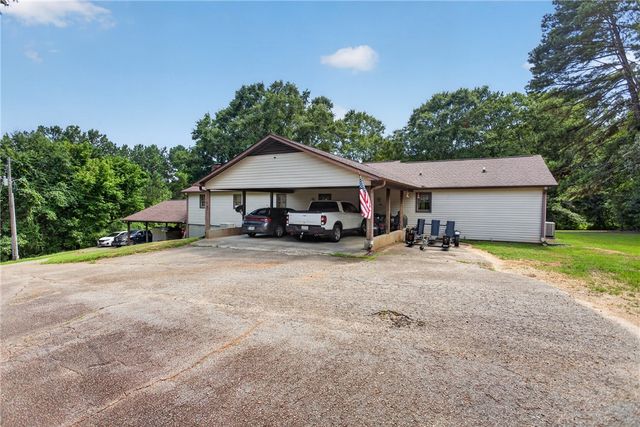 120 Coneross Knob Drive, Seneca, SC 29678