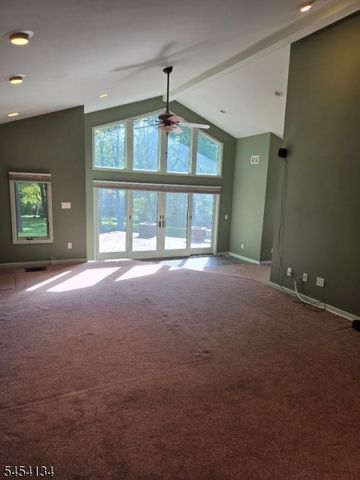 3 Alexandria Dr, Alexandria Twp., NJ 08867