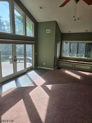 3 Alexandria Dr, Alexandria Twp., NJ 08867