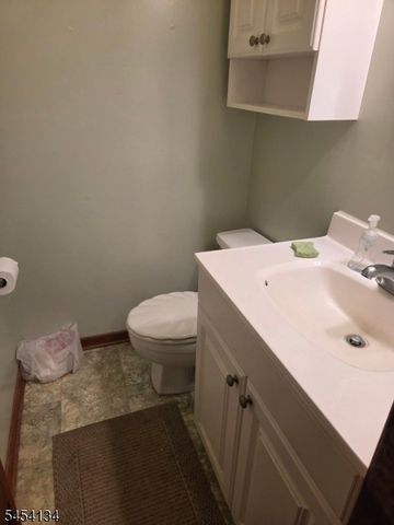 3 Alexandria Dr, Alexandria Twp., NJ 08867