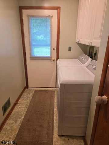3 Alexandria Dr, Alexandria Twp., NJ 08867