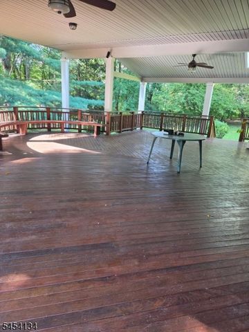 3 Alexandria Dr, Alexandria Twp., NJ 08867