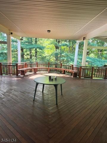 3 Alexandria Dr, Alexandria Twp., NJ 08867