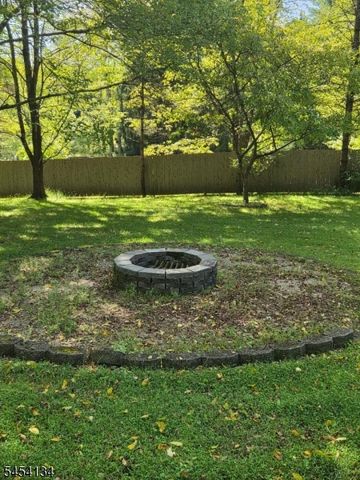 3 Alexandria Dr, Alexandria Twp., NJ 08867