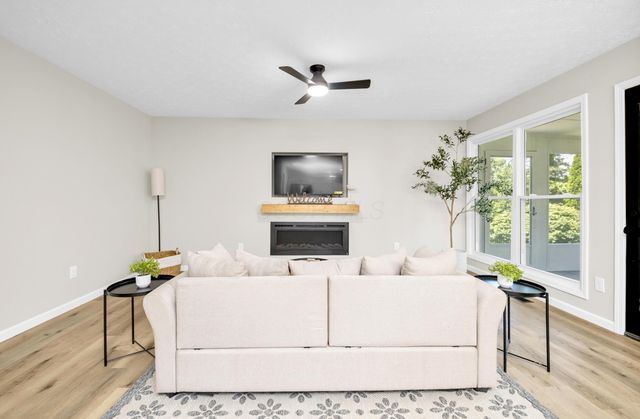 3320 Lindstrom Drive, Columbus, OH 43228