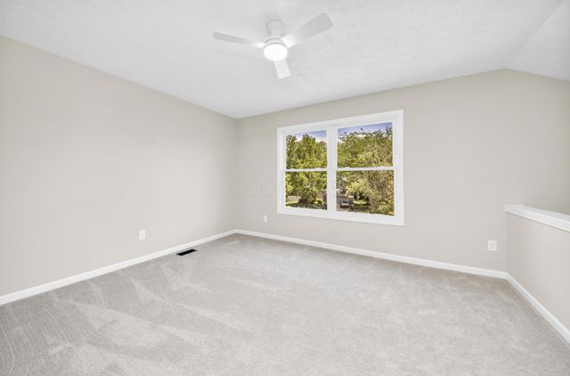 3320 Lindstrom Drive, Columbus, OH 43228