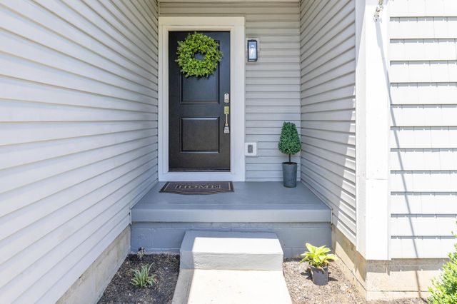 3320 Lindstrom Drive, Columbus, OH 43228