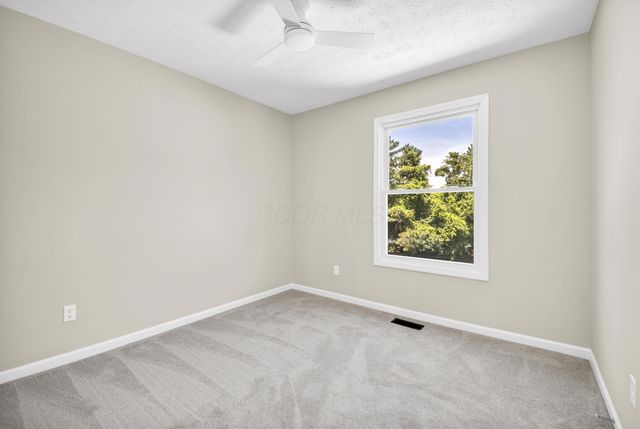 3320 Lindstrom Drive, Columbus, OH 43228