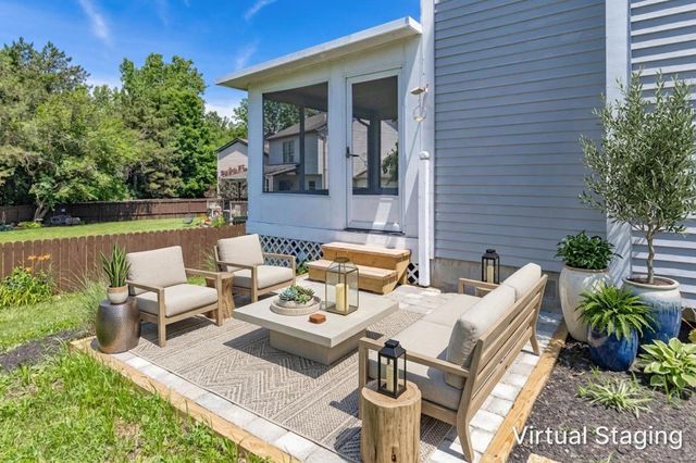 3320 Lindstrom Drive, Columbus, OH 43228