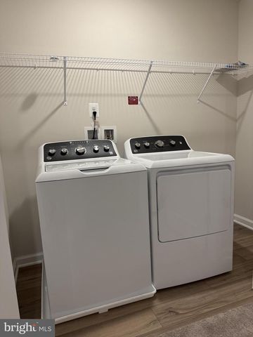 95 GRAY SILVER RD, Inwood, WV 25428