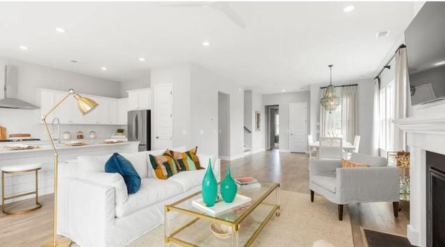 138 Cloverfield Trail Drive, Summerville, SC 29486