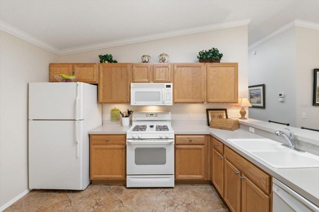 2348 RILEY ROAD, The Villages, FL 32162