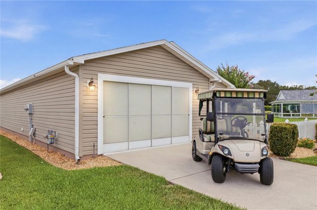 2348 RILEY ROAD, The Villages, FL 32162
