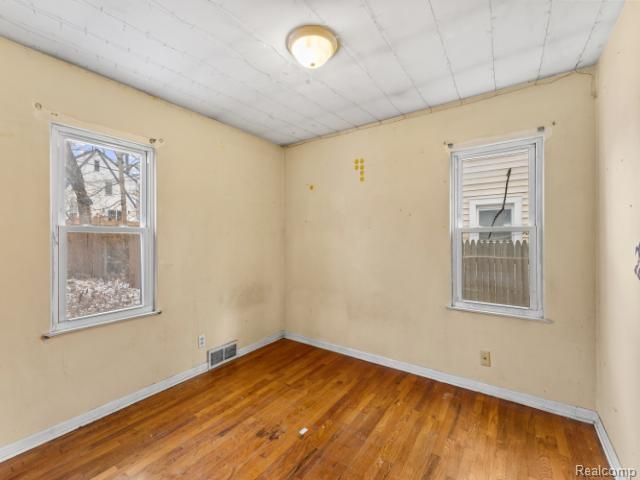 601 Jessop Avenue, Lansing, MI 48910