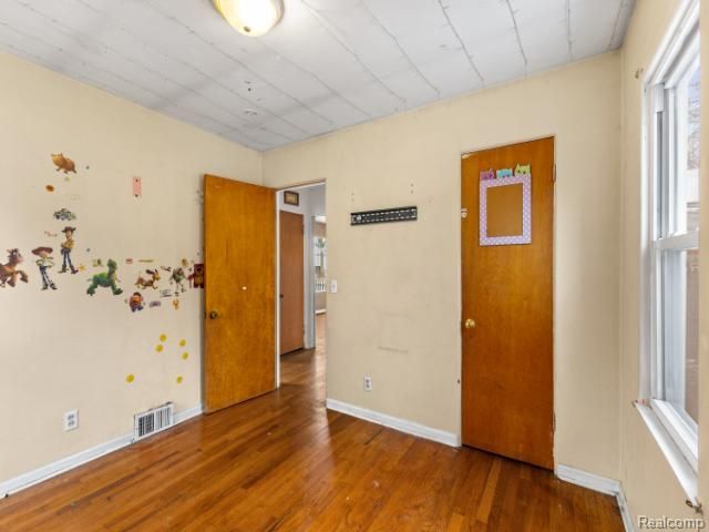 601 Jessop Avenue, Lansing, MI 48910