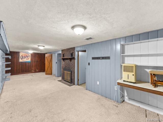 601 Jessop Avenue, Lansing, MI 48910